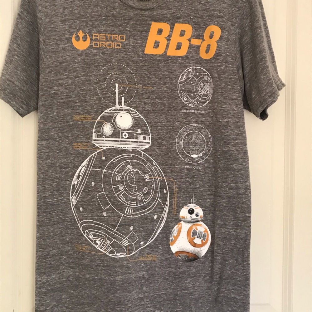 Star Wars: The Force Awakens t shirt with BB-8